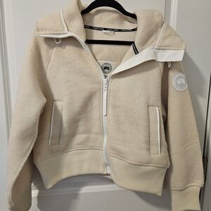 Canada Goose Beige Fleece bomber Women's jacket (s)